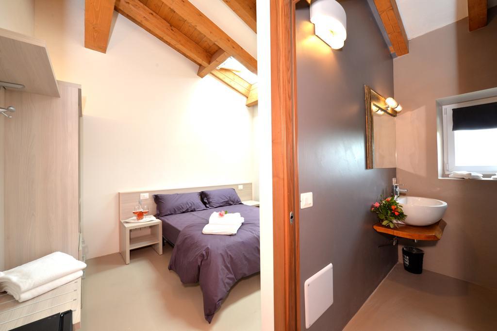 Agriturismo Tre Forti Rivoli Veronese Værelse billede